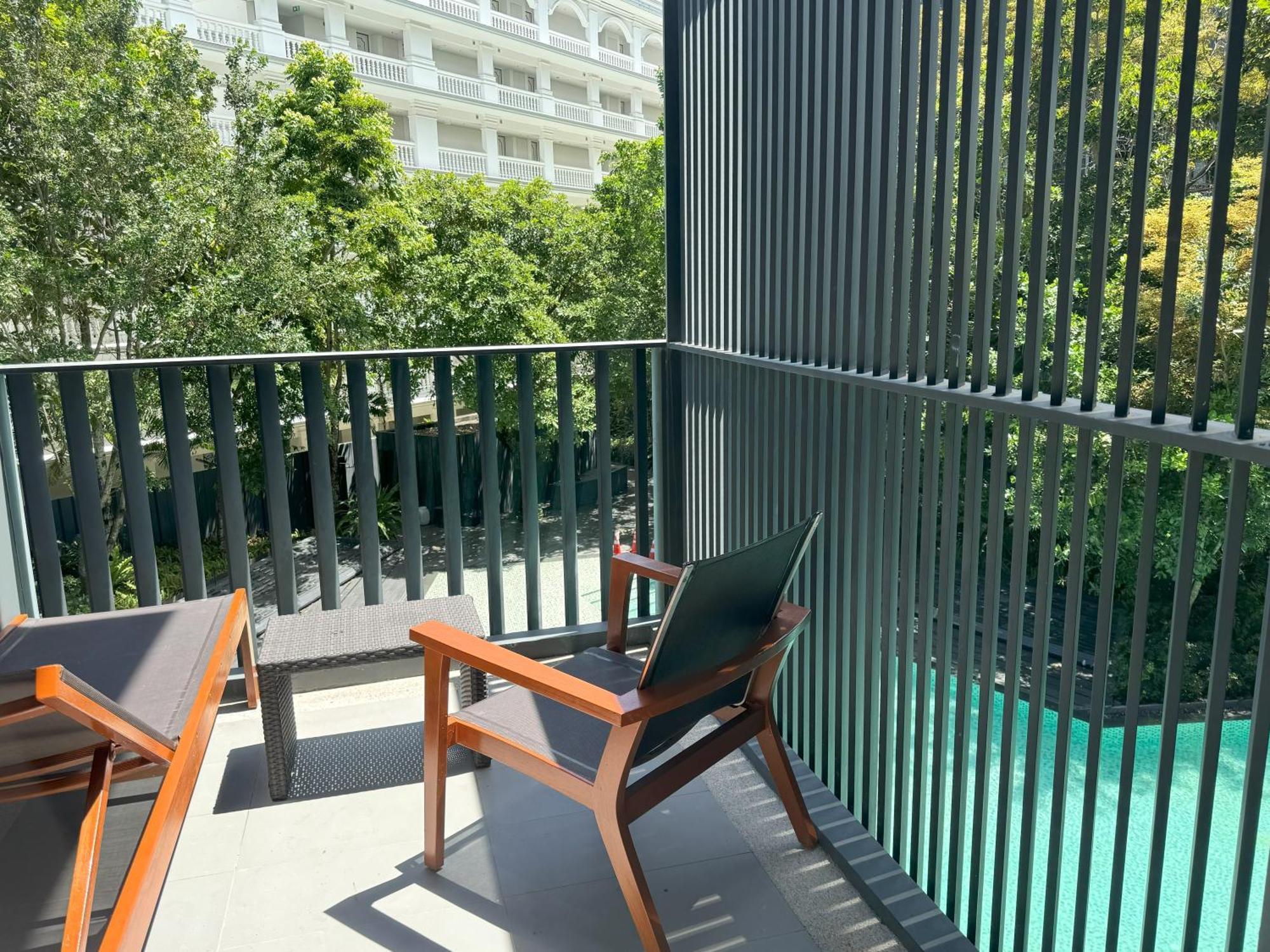 The Deck Condominium By Lofty Patong Экстерьер фото